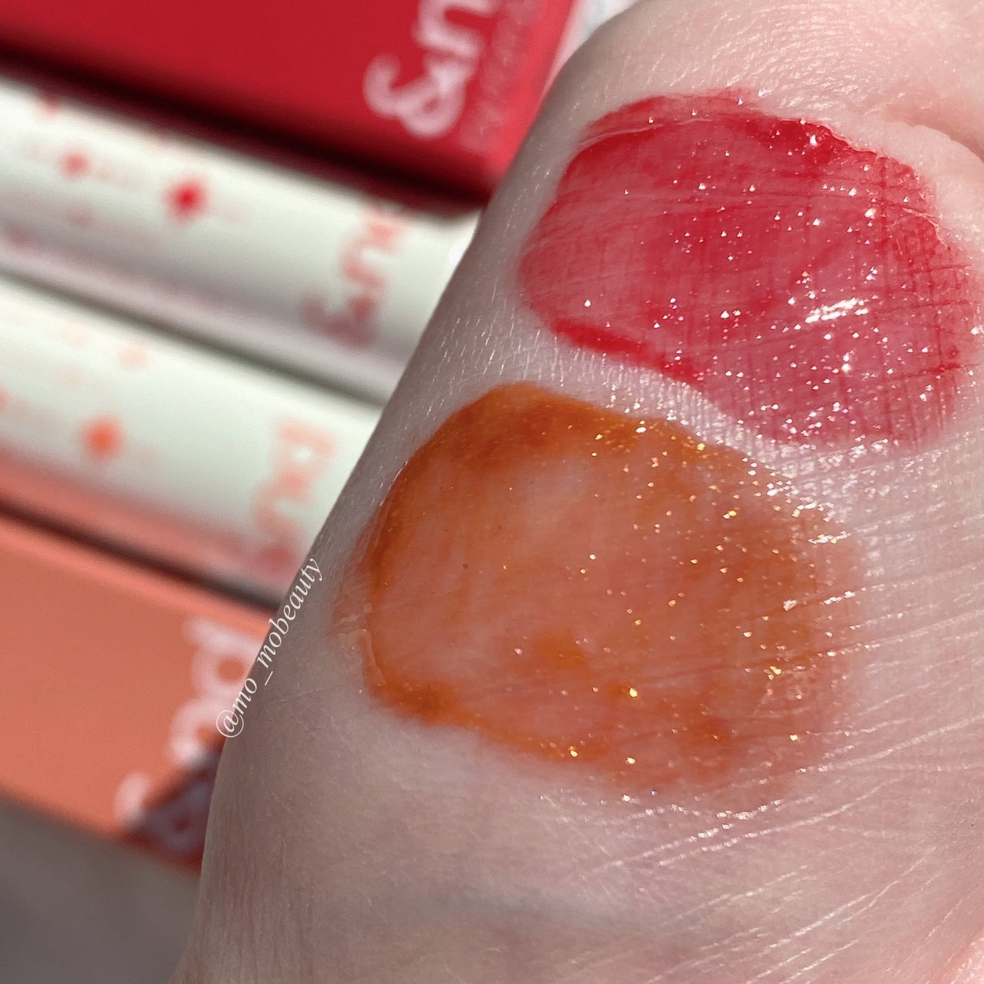 アンドバイロムアンド グラッシーボムティント/&nd by rom&nd/リップティントを使ったクチコミ(2枚目)