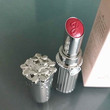 💄リップブロッサム ベルベット 06/JILLSTUART

先月発売の商品だったんですね。
秋色リップを探していて偶然出会いました。

初めリップブロッサムをTUして頂いたのですが、｢これだ！｣という