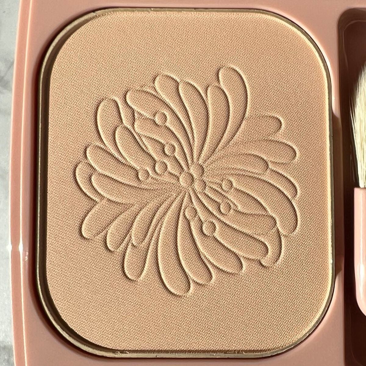 ヴェール ファンデーション N/PAUL & JOE BEAUTE/パウダーファンデーションを使ったクチコミ(6枚目)