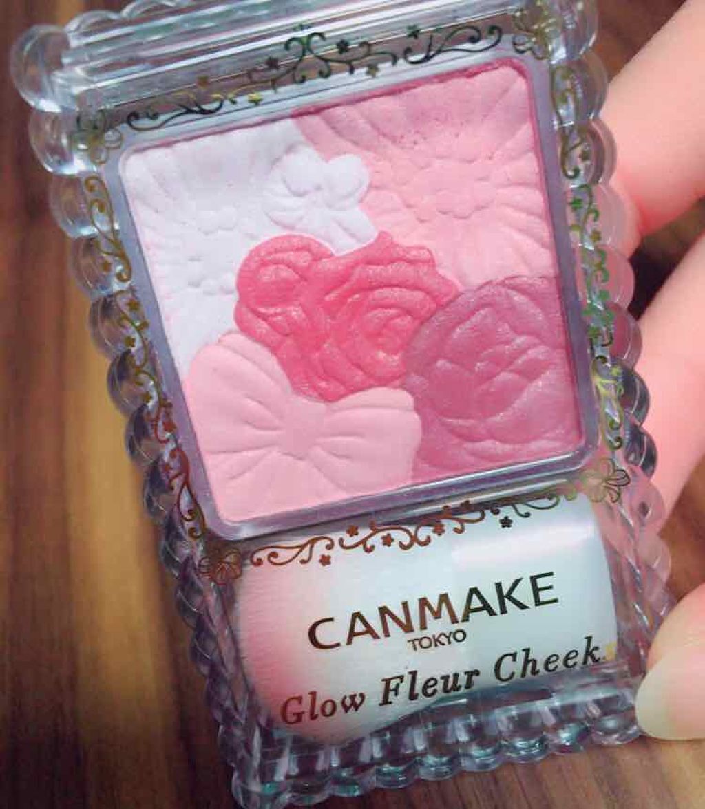 グロウフルールチークス/キャンメイク/パウダーチークを使ったクチコミ(1枚目)
