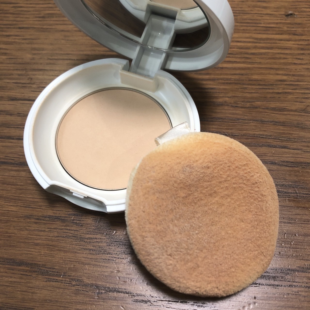 マットステイパウダー/素顔ぼれ/プレストパウダーを使ったクチコミ（3枚目）