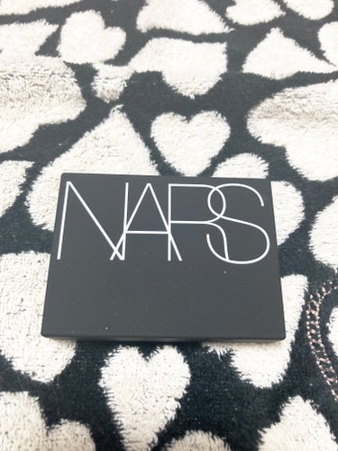 ライトリフレクティングセッティングパウダー　プレスト　N/NARS/プレストパウダーを使ったクチコミ（2枚目）