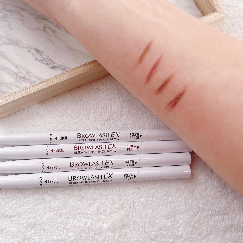 ブロウラッシュEX　ウルトラスキニーペンシルブロウ N/ブロウラッシュ/アイブロウペンシルを使ったクチコミ（3枚目）