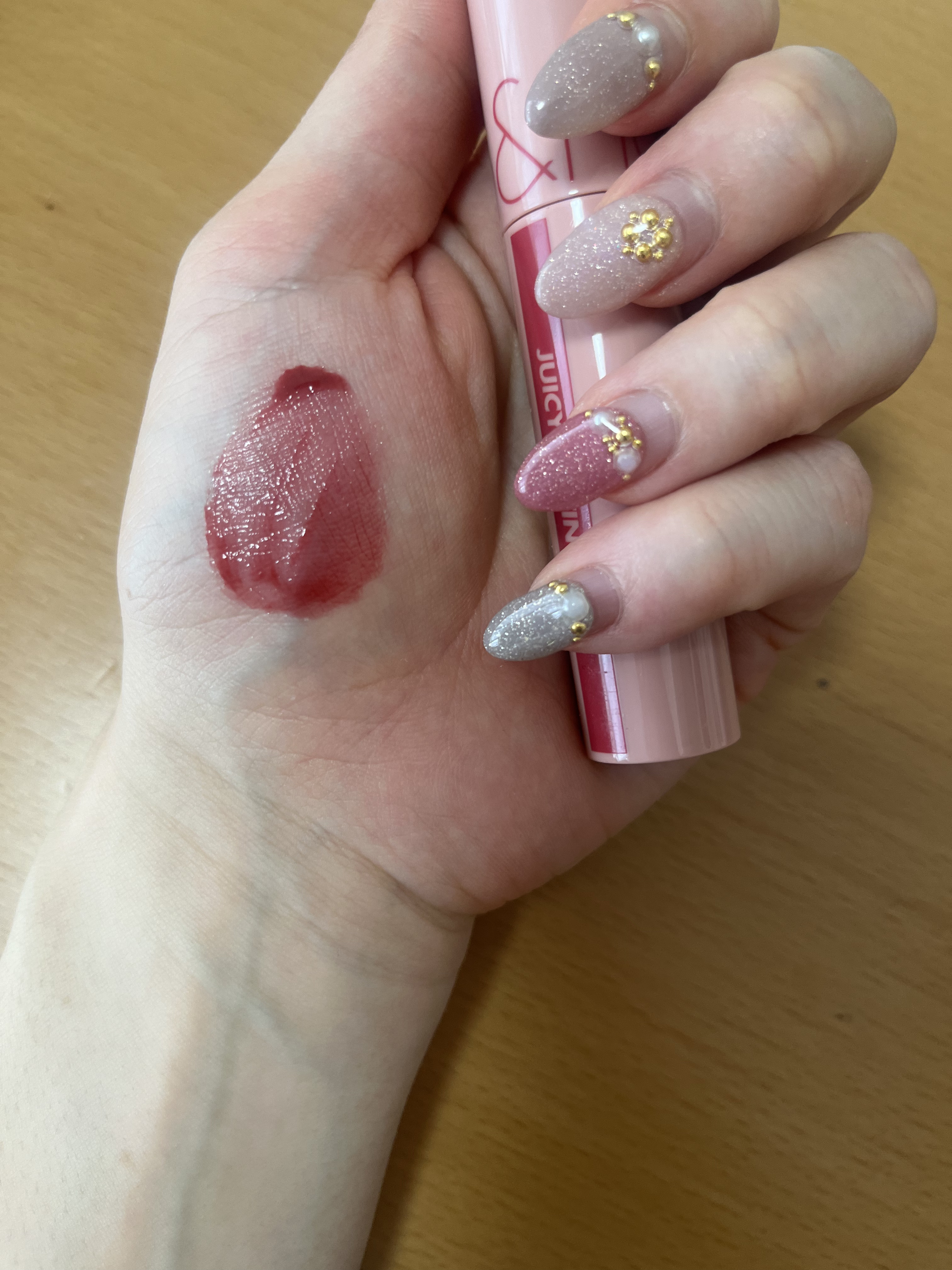 ジューシーラスティングティント 24 ピーリングエンドゥ(PEELING ANGDOO)/rom&nd/リップティントを使ったクチコミ（3枚目）