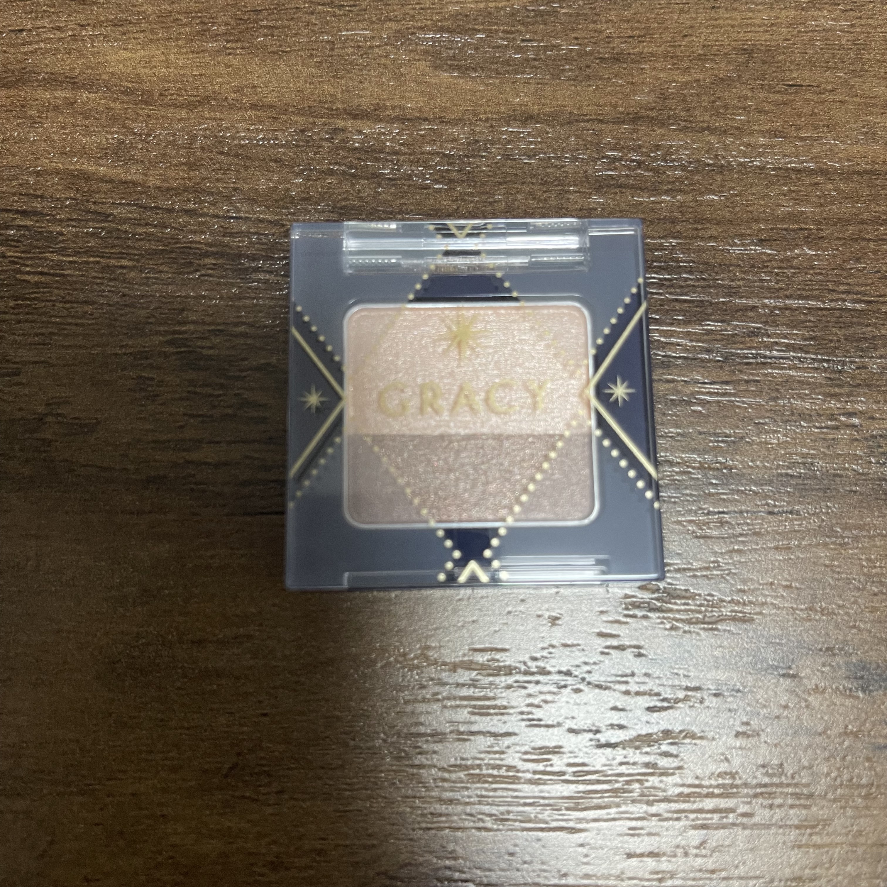 指塗りグラデ アイシャドウ BR1 ベージュブラウン/グレイシィ/アイシャドウパレットを使ったクチコミ（3枚目）