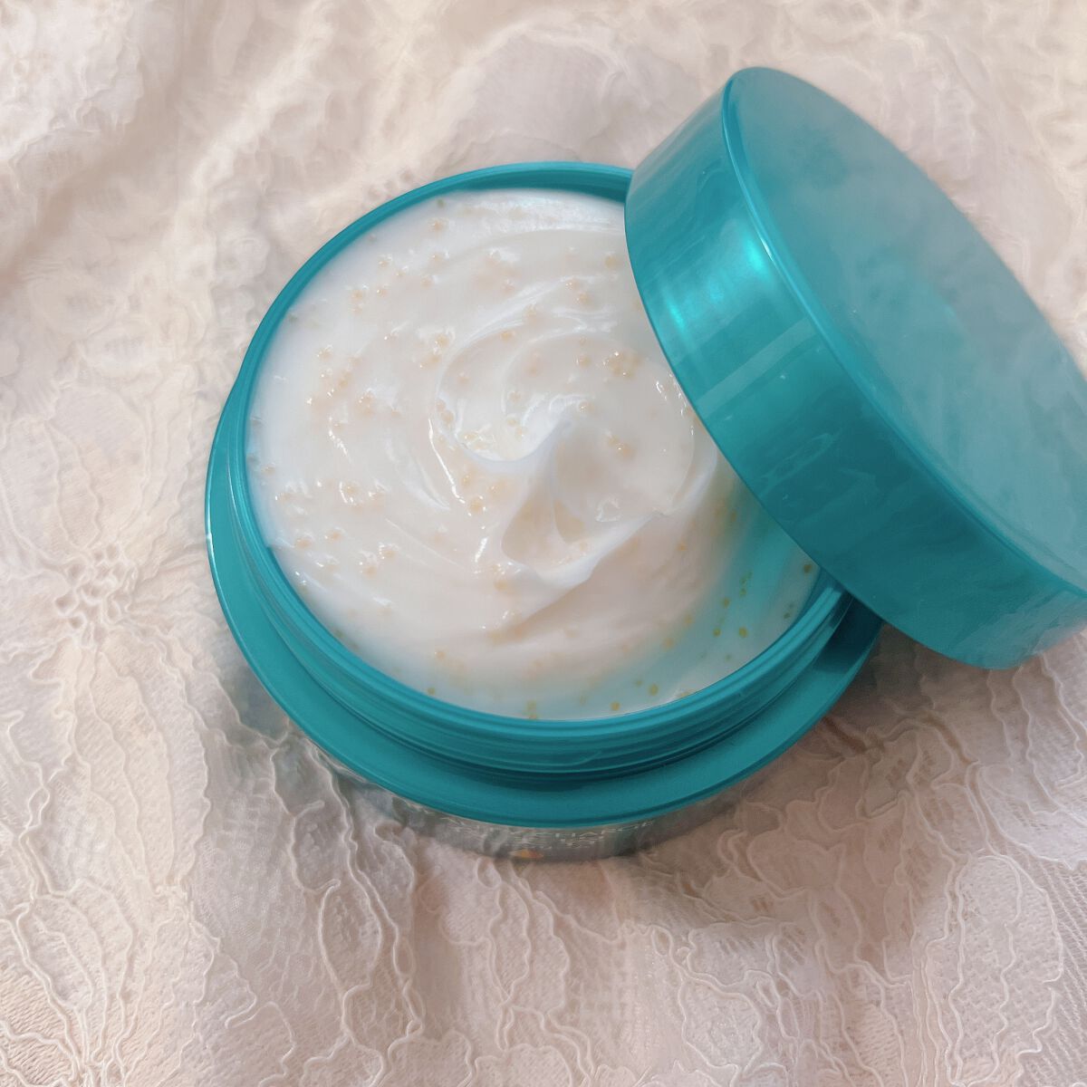 ビューティーチャージ ナイトスペリア/アトリックス/ハンドクリームを使ったクチコミ（2枚目）