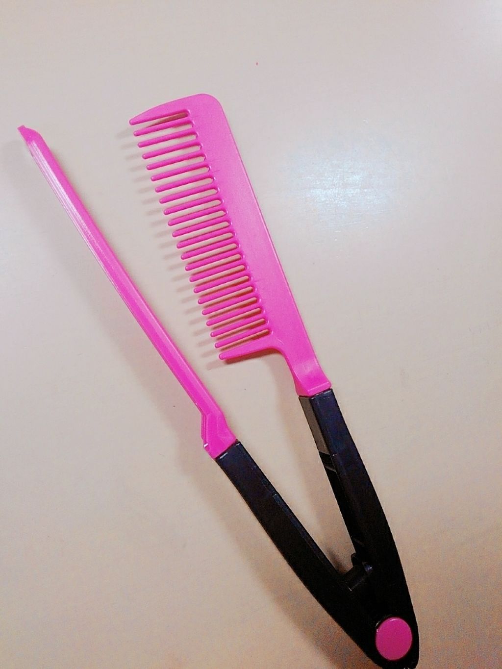 はさんでサラ髪ストレート！ ブロー＆スタイリングコーム/セイワ・プロ/ヘアコームを使ったクチコミ（2枚目）