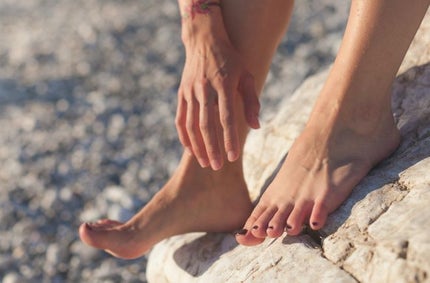 足の爪のケアで綺麗に爪を整えよう!爪のお手入れの仕方から角質の取り方・おすすめケア用品も紹介