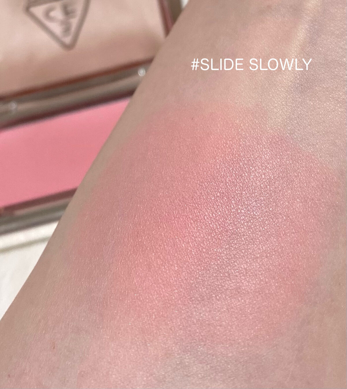 3CE ニューテイク フェイスブラッシャー スライドスロウリー/3CE/チークを使ったクチコミ（2枚目）