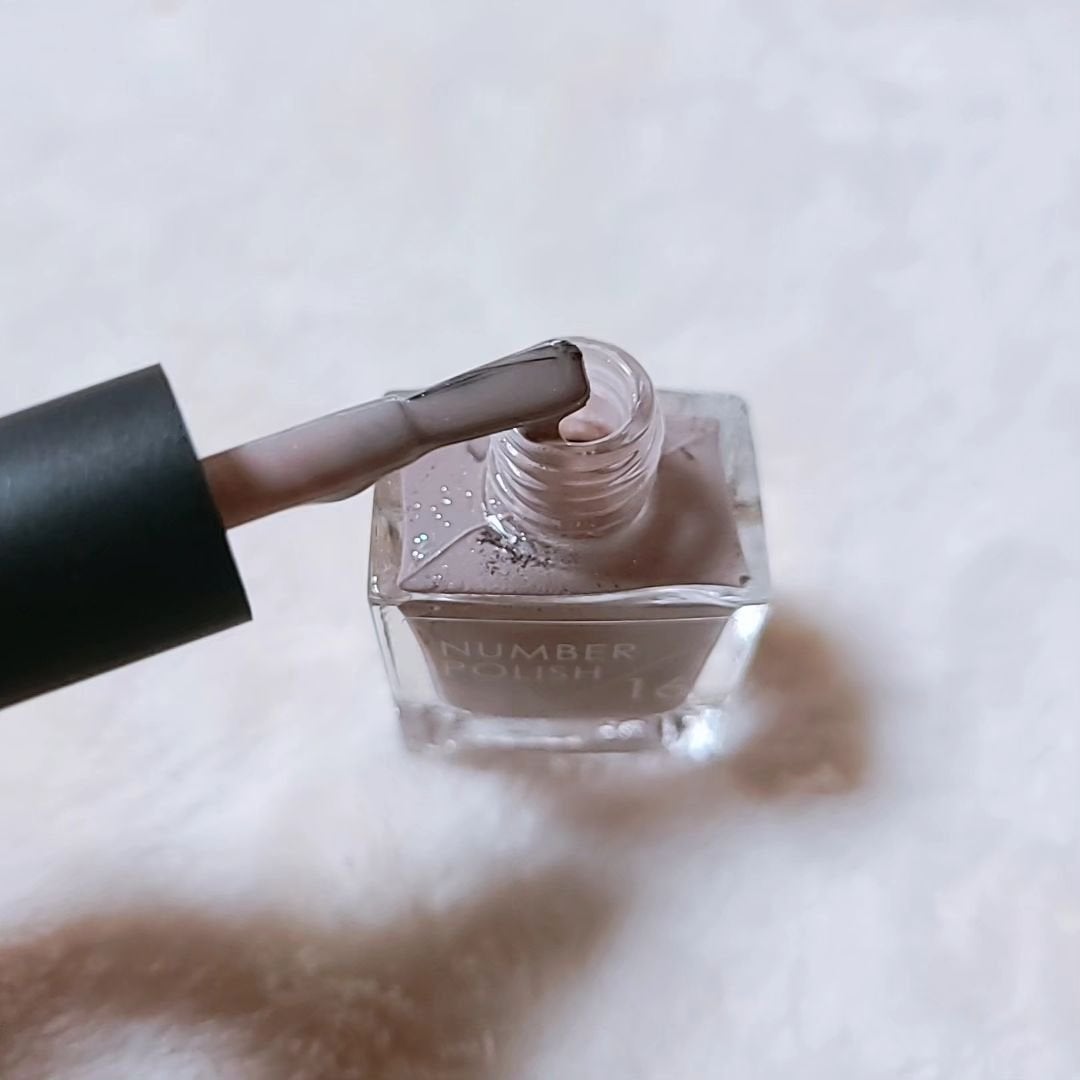 NUMBER POLISH /D-UP/マニキュアを使ったクチコミ(3枚目)