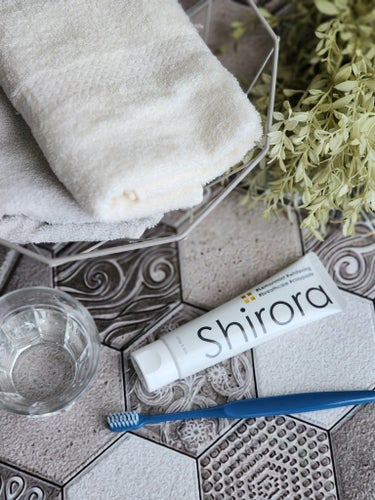 シローラ薬用クレイホワイトニング（知覚過敏ケア）/Shirora/歯磨き粉を使ったクチコミ（5枚目）