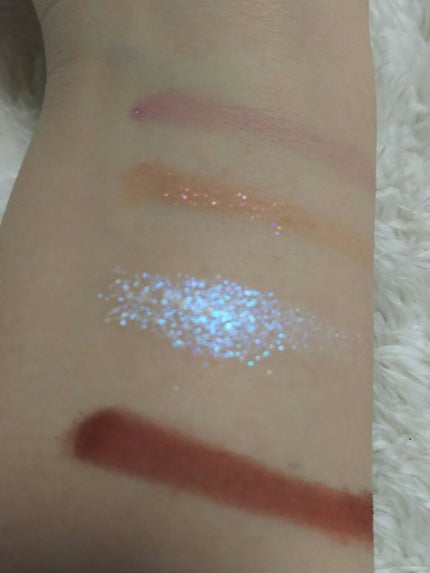 4色アイシャドウパレット/aZTK/アイシャドウパレットを使ったクチコミ(4枚目)