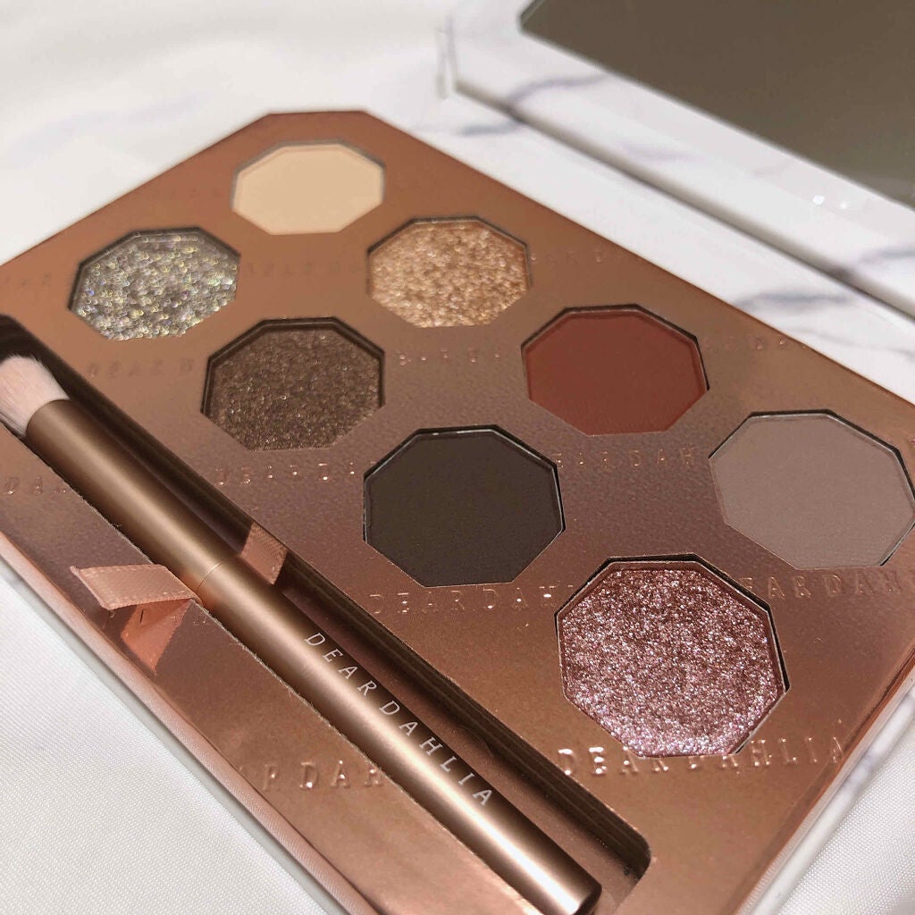 MESMERIZING MOMENT COLLECTION PALETTE/DEAR DAHLIA/アイシャドウパレットを使ったクチコミ(2枚目)