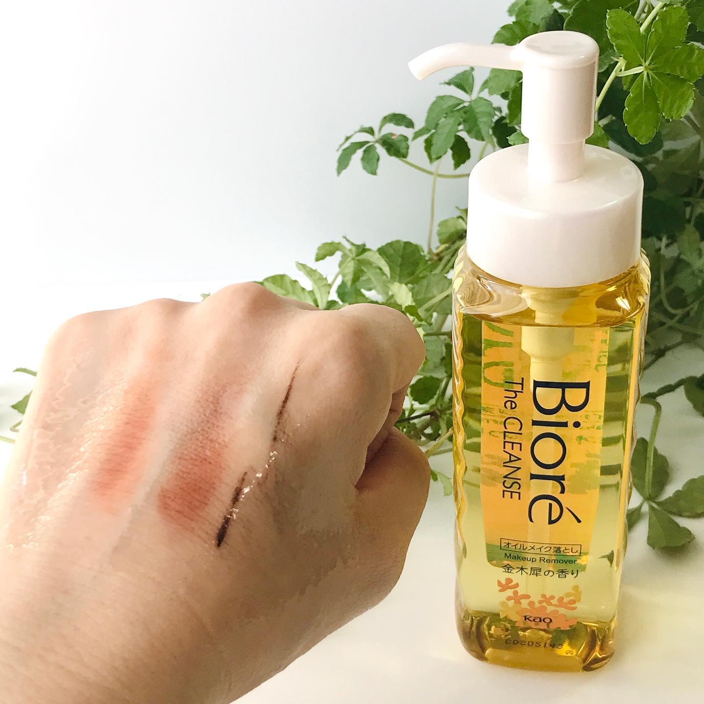 ビオレ ザフェイス 泡洗顔料 ディープモイスト 金木犀の香り/ビオレ/泡洗顔を使ったクチコミ（2枚目）