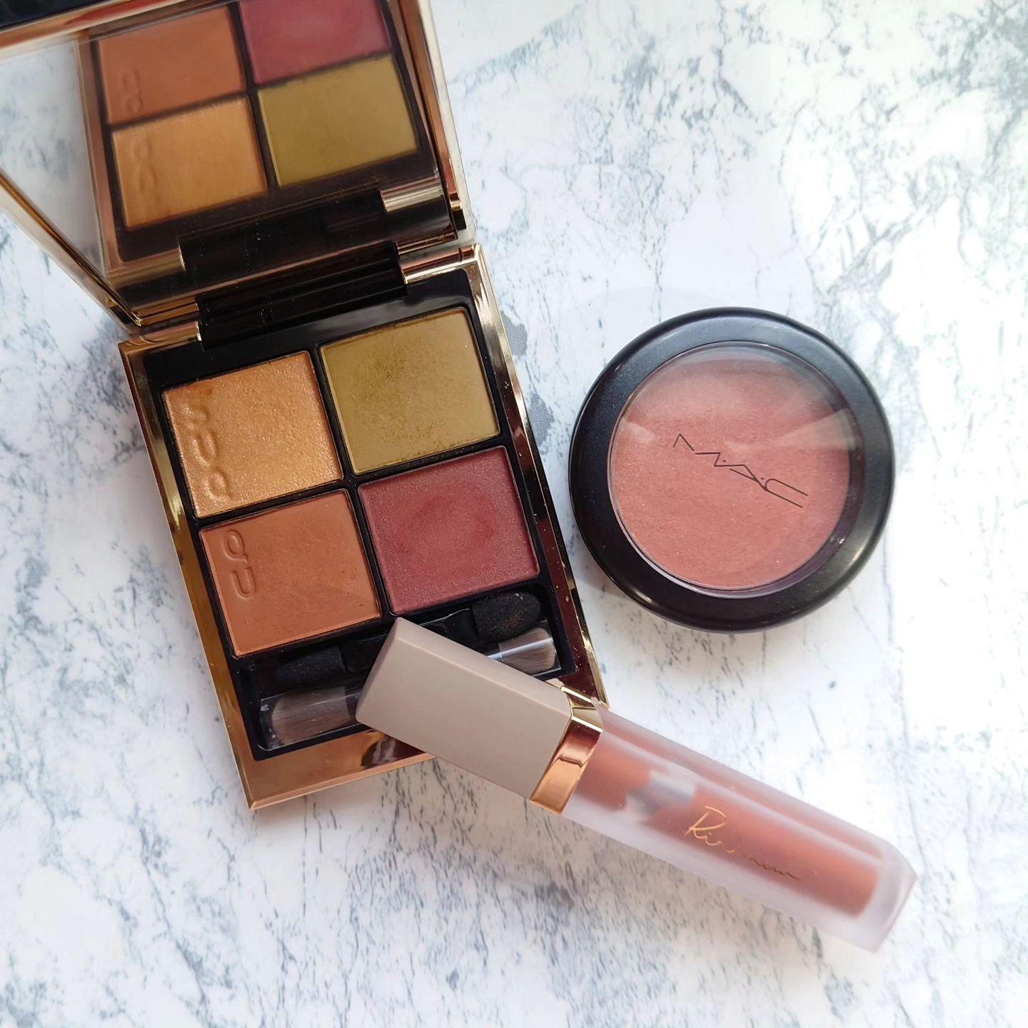 シグニチャー カラー アイズ/SUQQU/アイシャドウパレットを使ったクチコミ（3枚目）