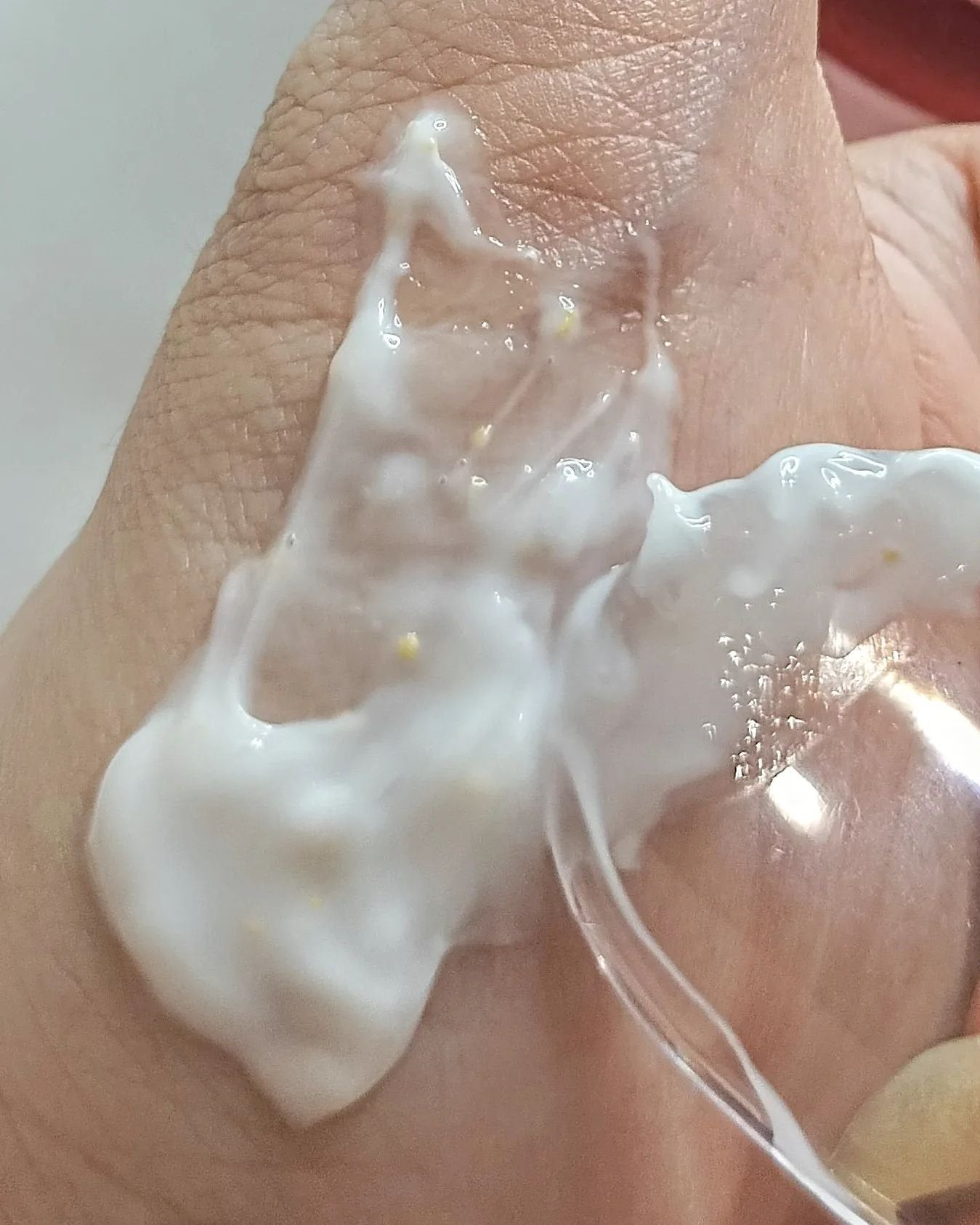 シューマジゴールド糸リフティングクリーム+EMS美顔器/MEDITHERAPY/フェイスクリームを使ったクチコミ(3枚目)