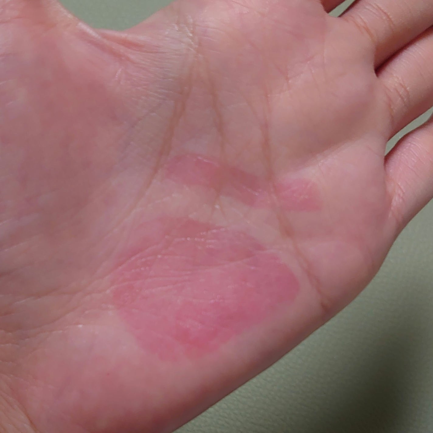 リップアーマー/KiSS/口紅を使ったクチコミ(3枚目)