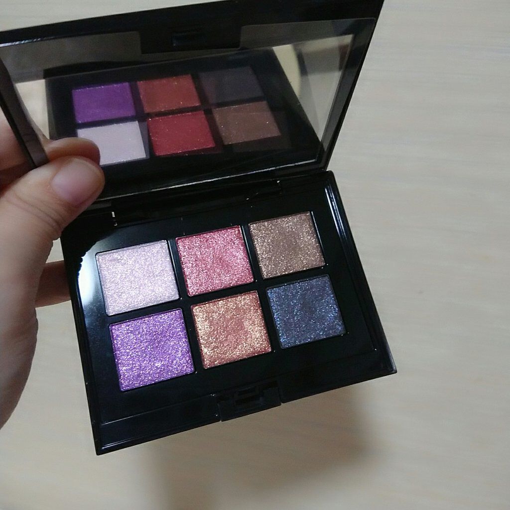 ホリデー アディクション “イリディセント ユーフォリア”/ADDICTION/メイクアップキットを使ったクチコミ(4枚目)