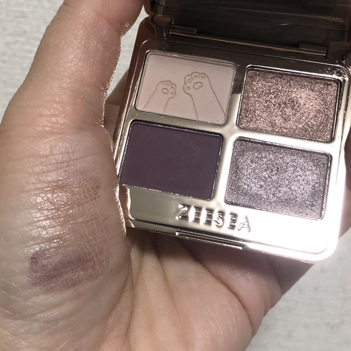 アニマルアイシャドウ(4シェード) 08 縁結び御守/ZEESEA/アイシャドウパレットを使ったクチコミ（2枚目）