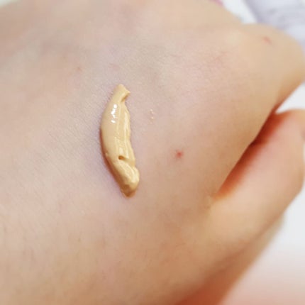 ぎんむぎ@フォロバするお👍🏻🎀 on LIPS 「【ひと塗りで素肌のような💞透明肌💞を手に入れられるBBクリーム..」(3枚目)