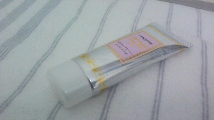 マーメイドスキンジェルUV/キャンメイク/日焼け止めジェルを使ったクチコミ(1枚目)