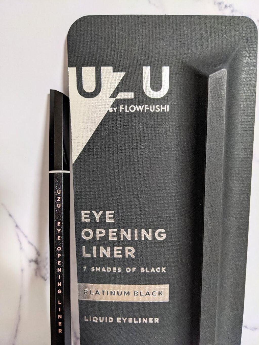 7 SHADES OF BLACK/UZU BY FLOWFUSHI/リキッドアイライナーを使ったクチコミ(1枚目)