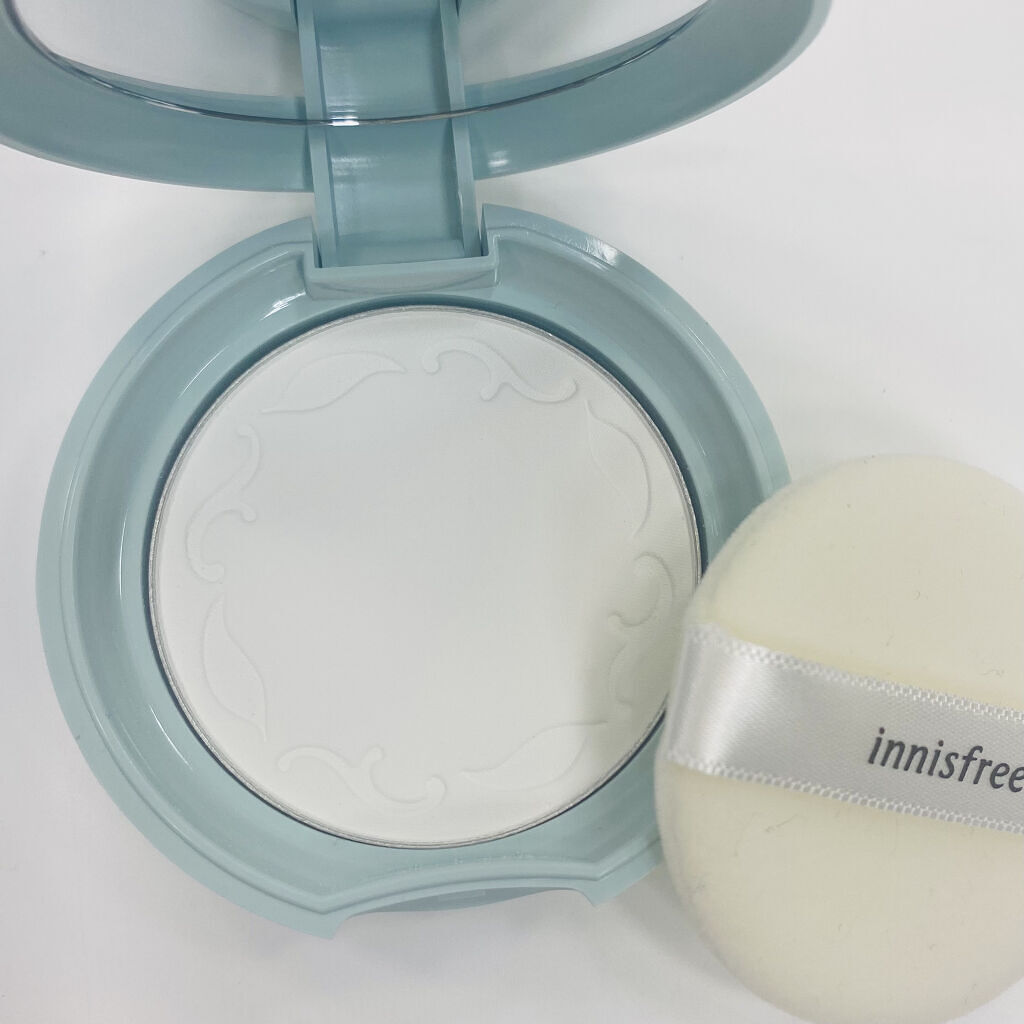 ノーセバム ミネラルパクト N/innisfree/プレストパウダーを使ったクチコミ（2枚目）