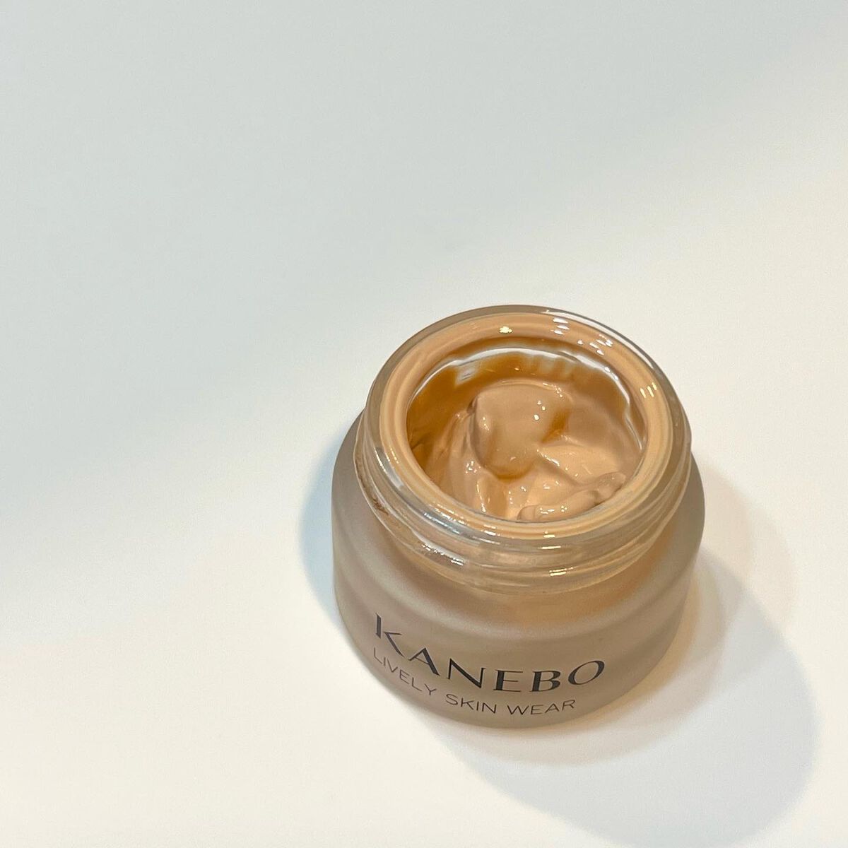 ライブリースキン　ウェア/KANEBO/クリーム・エマルジョンファンデーションを使ったクチコミ（2枚目）