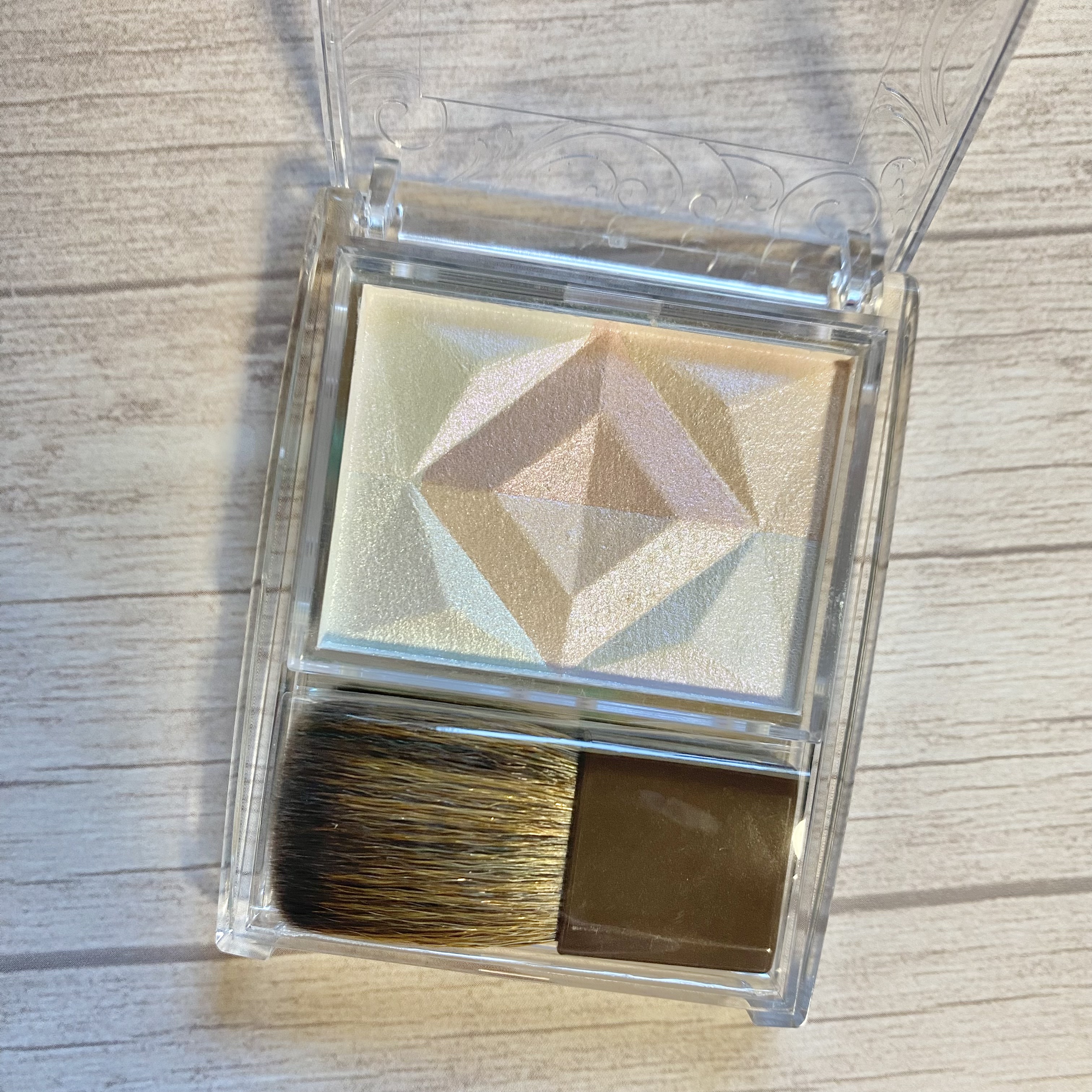 パールグロウハイライト/CEZANNE/パウダーハイライトを使ったクチコミ（2枚目）