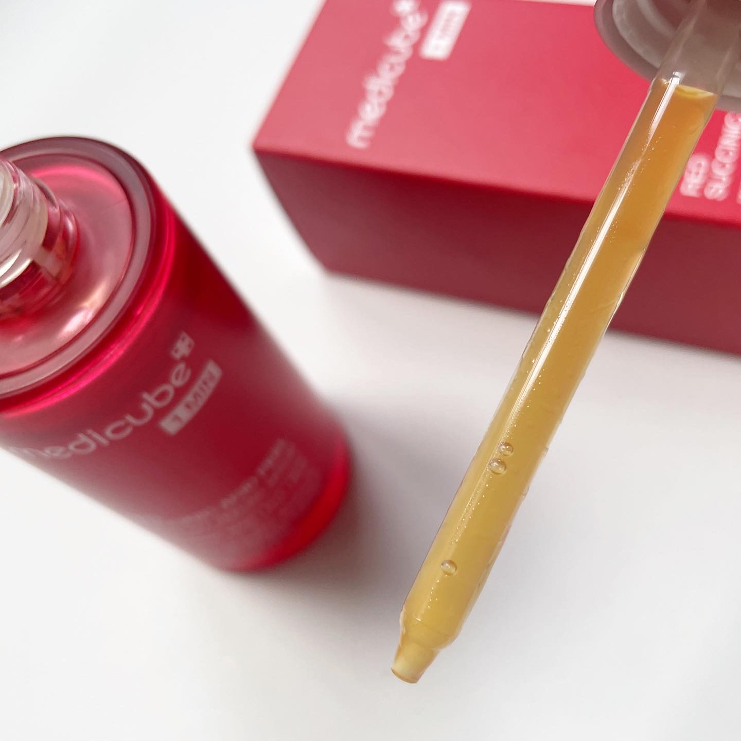 レッドアクネピーリングセラム/MEDICUBE/美容液を使ったクチコミ（2枚目）