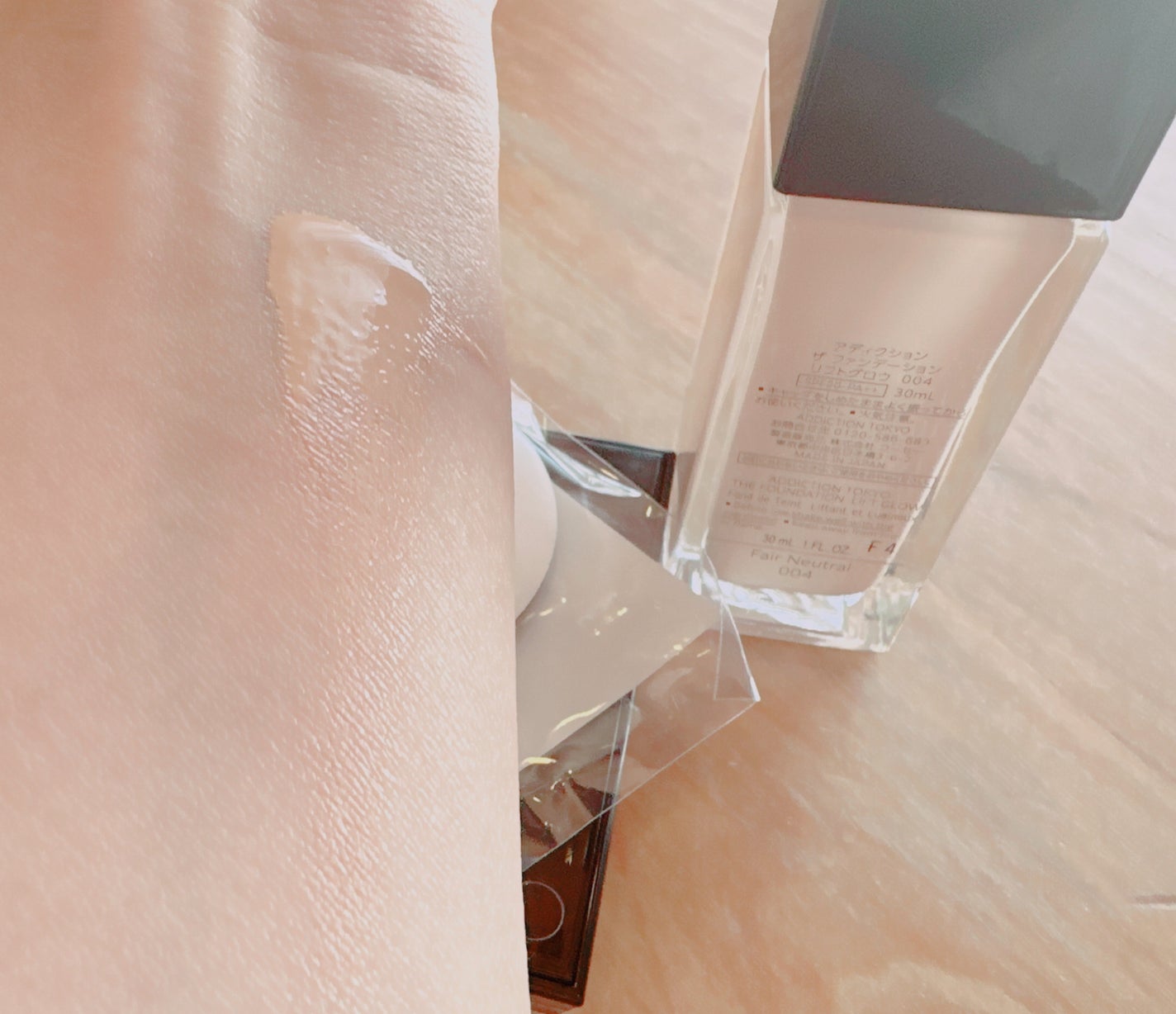 えま on LIPS 「お誕生日に行ったらラッピングしてくれました💕ノベルティとサンプ..」(3枚目)