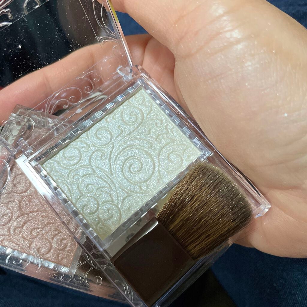 パールグロウハイライト/CEZANNE/パウダーハイライトを使ったクチコミ(3枚目)