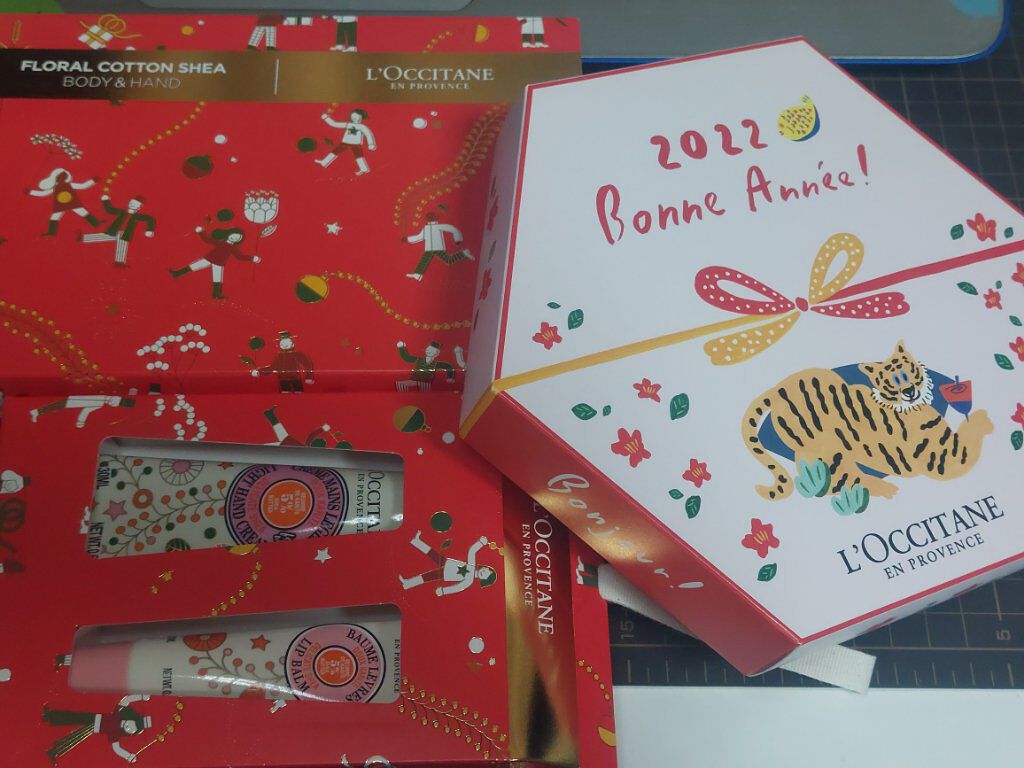 フローラルコットン スノーシア ボディ＆ハンド/L'OCCITANE/その他キットセットを使ったクチコミ（1枚目）