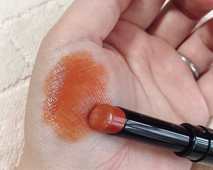 柿色リップのおすすめ19選!上品なオレンジブラウンはどんなシーンにも◎