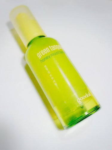 以前レポしたgoodal green tangerineシリーズのhoney moisture serun

実はcream購入時にセットで付いてきたもの♪

cream単品でも購入できたけど、セットだ