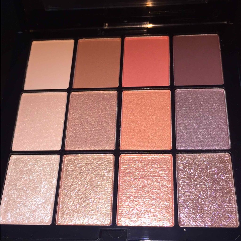 UT シャドウ パレット ミックス フィニッシュ/NYX Professional Makeup/アイシャドウパレットを使ったクチコミ(2枚目)