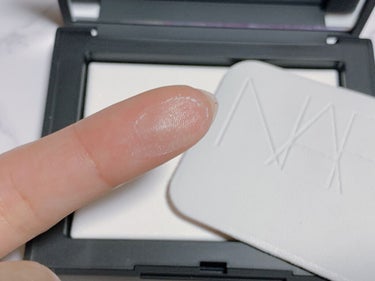 ライトリフレクティングセッティングパウダー　プレスト　N/NARS/プレストパウダーを使ったクチコミ（3枚目）