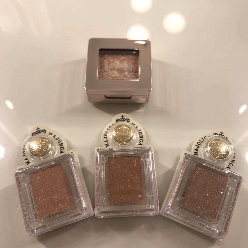 シャドーカスタマイズ/MAJOLICA MAJORCA/単色アイシャドウを使ったクチコミ(1枚目)