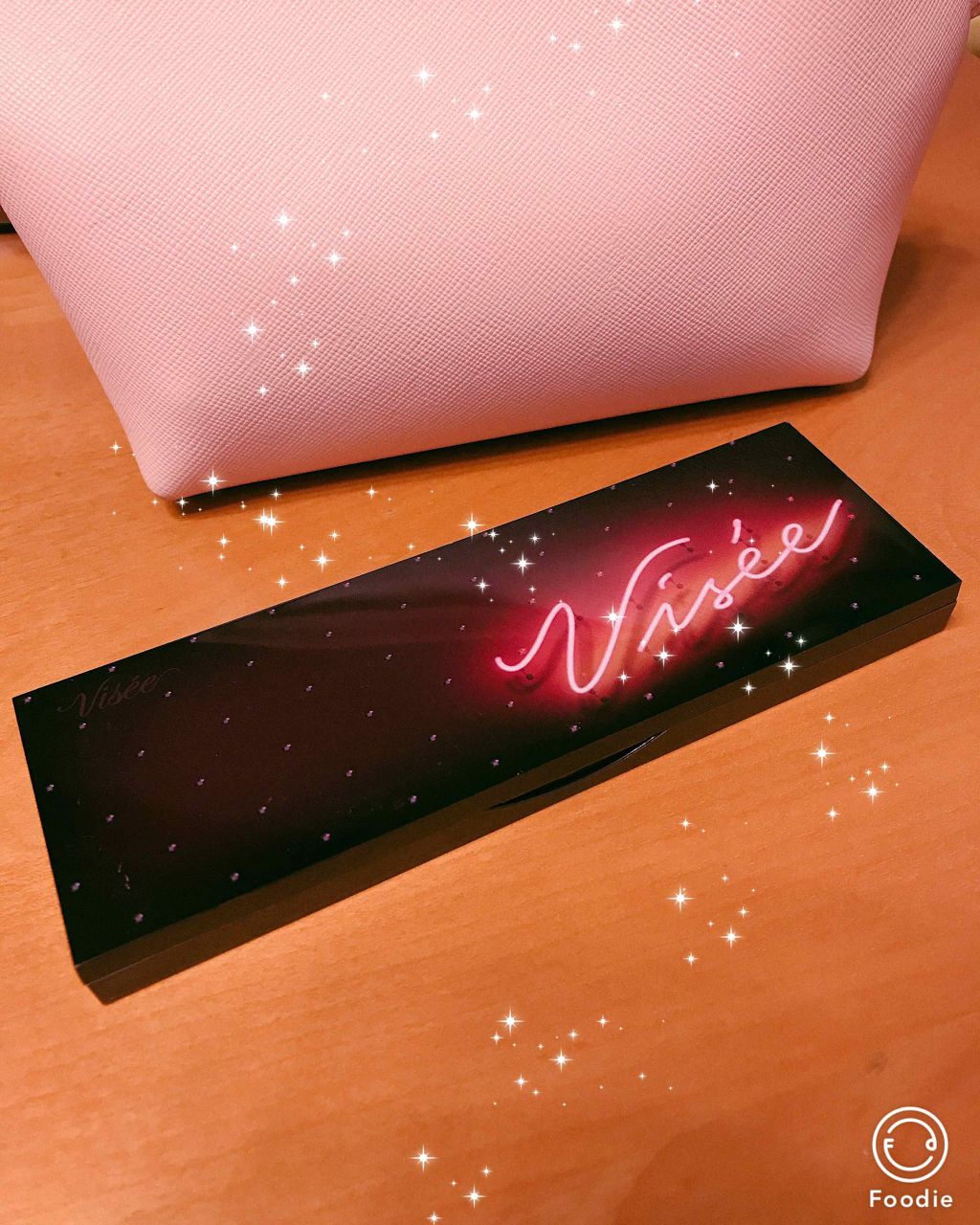 グラマラスリッチ アイパレット (クリスマスコフレ 2018)/Visée/メイクアップキットを使ったクチコミ（1枚目）