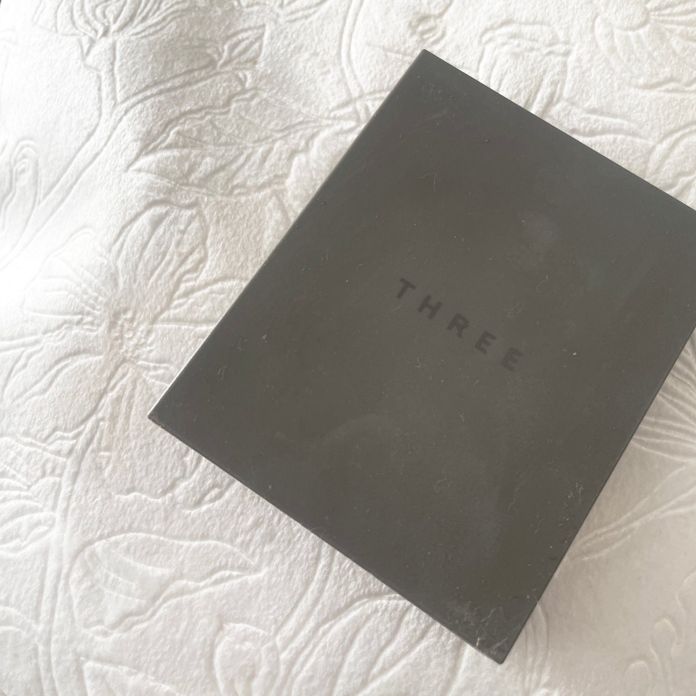 THREE シマリング グロー デュオ/THREE/クリームハイライトを使ったクチコミ(2枚目)