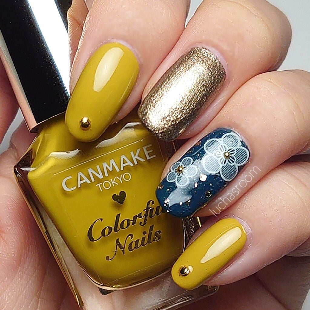 カラフルネイルズ/キャンメイク/マニキュアを使ったクチコミ(4枚目)