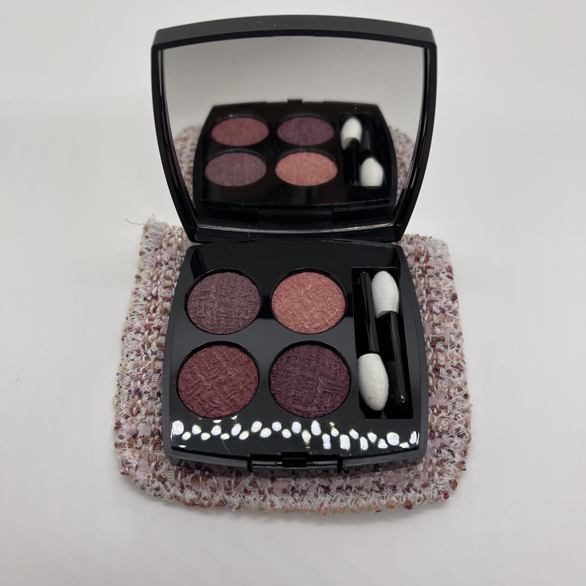 レ キャトル オンブル ツイード/CHANEL/アイシャドウパレットを使ったクチコミ（2枚目）