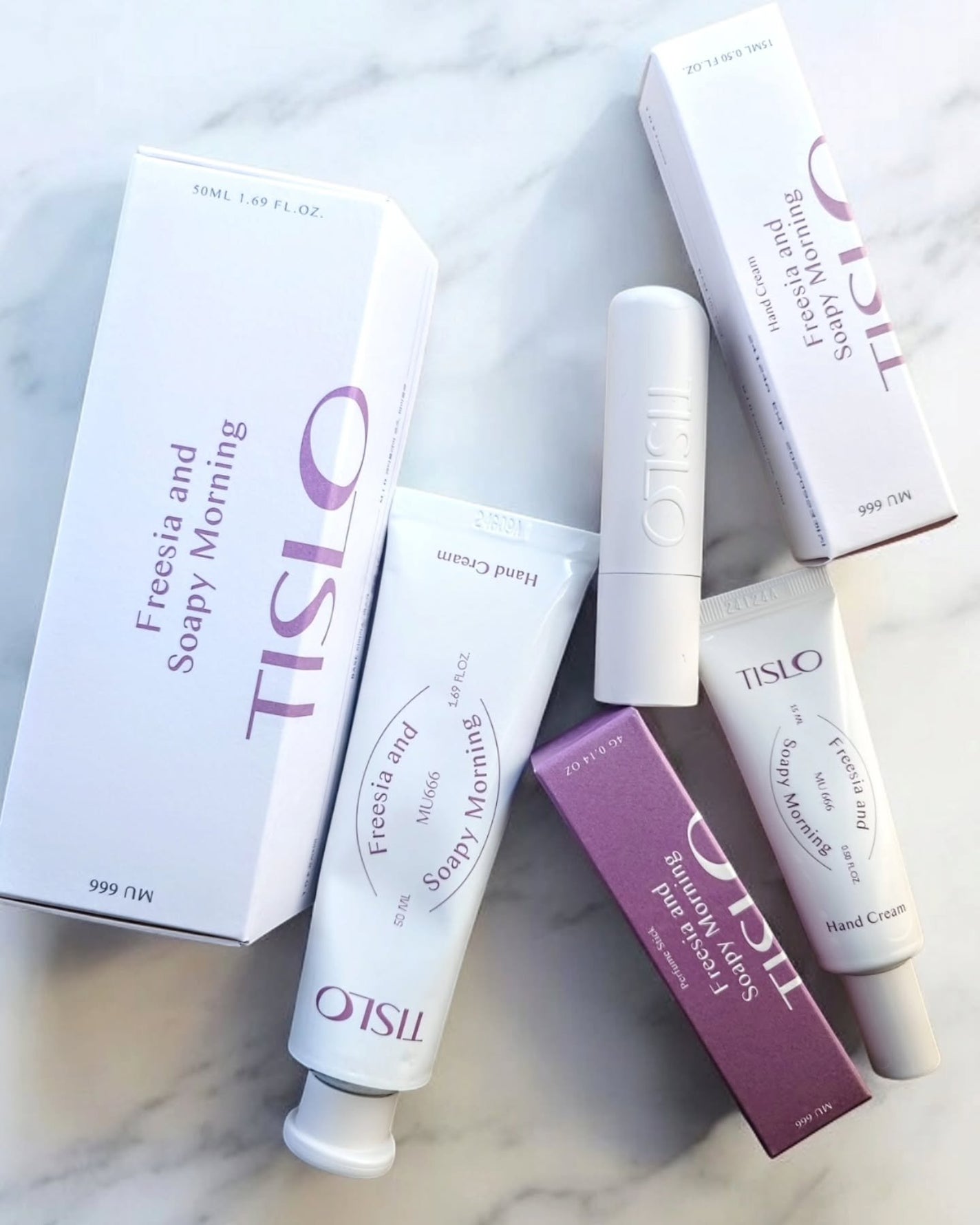 まぁコスメ on LIPS 「今回ご紹介するのは、@tislo.official@tislo..」(1枚目)