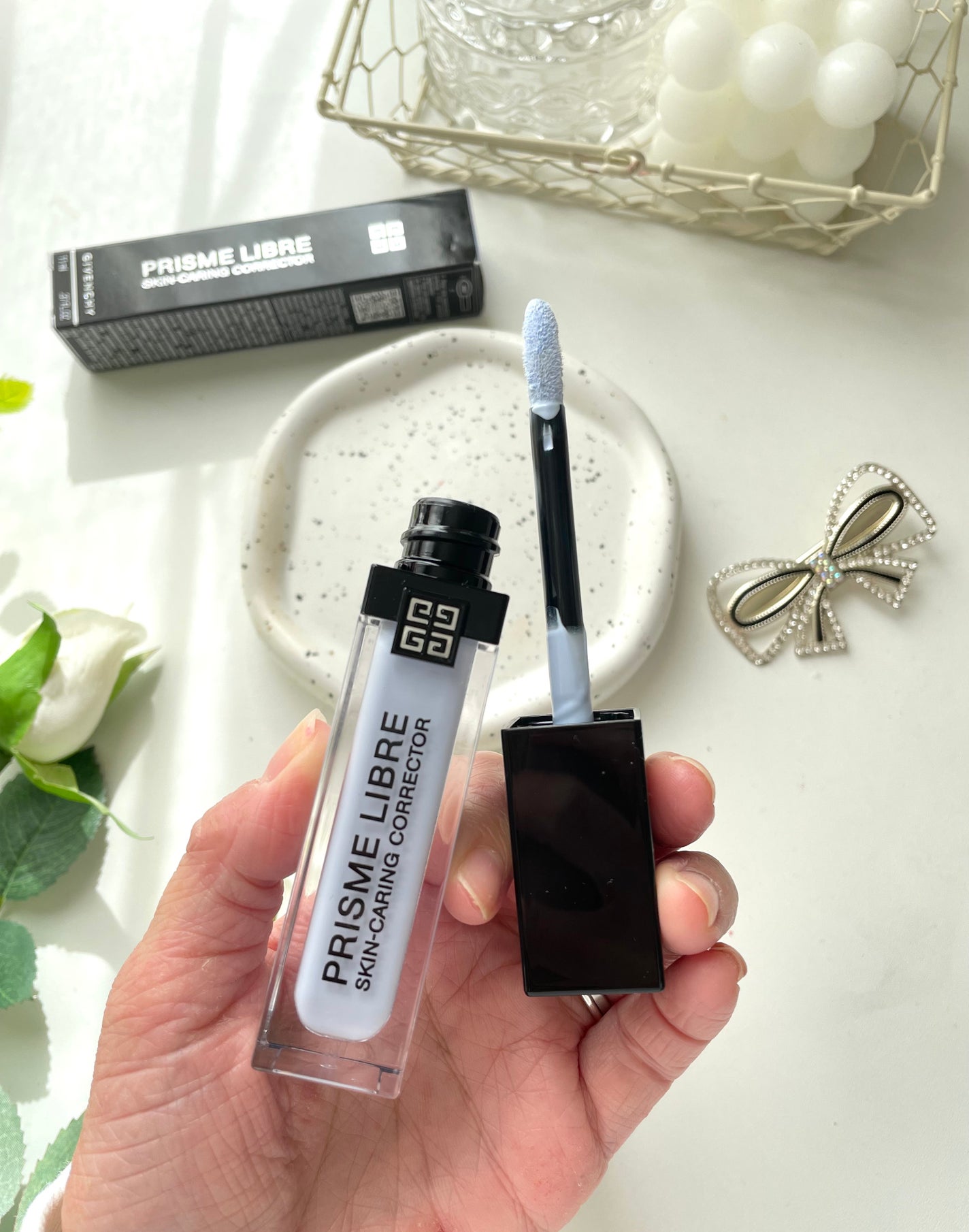 プリズム・リーブル・スキンケアリング・コレクター/GIVENCHY/化粧下地を使ったクチコミ(3枚目)