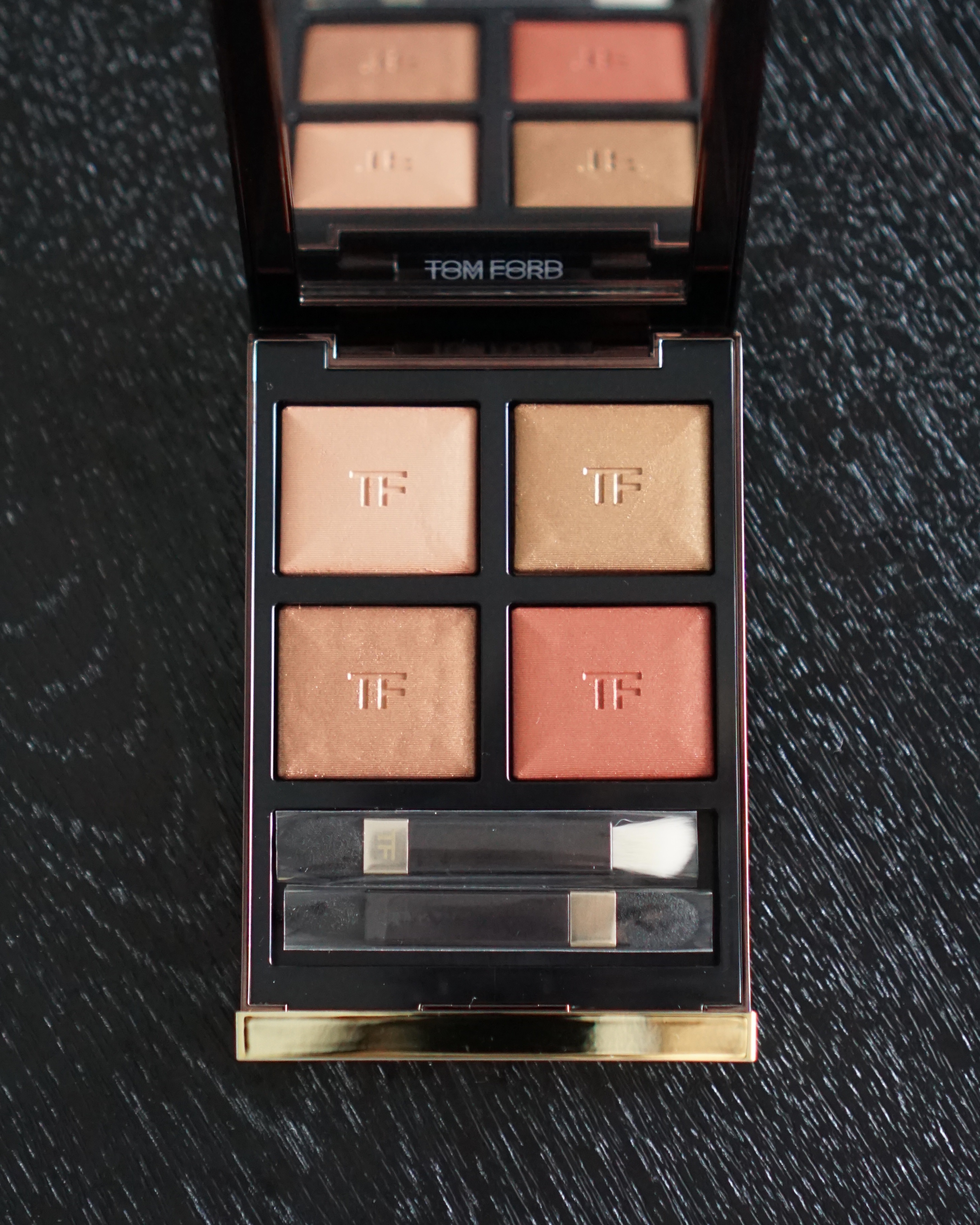 アイ カラー クォード/TOM FORD BEAUTY/アイシャドウパレットを使ったクチコミ（2枚目）