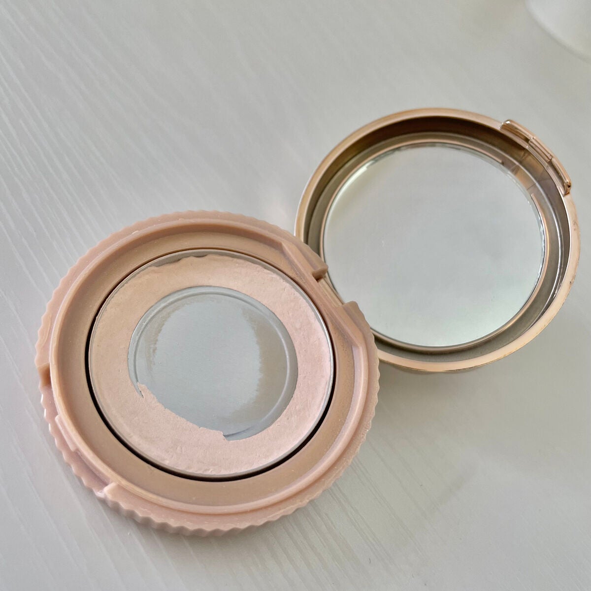 シークレットビューティーパウダー/キャンメイク/プレストパウダーを使ったクチコミ(2枚目)