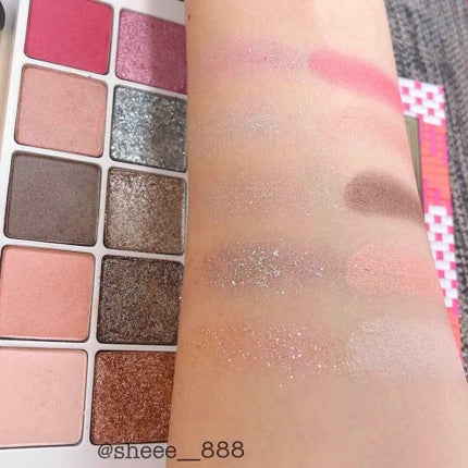 カフェ ボヌール アイ パレット/LANCOME/アイシャドウパレットを使ったクチコミ(4枚目)