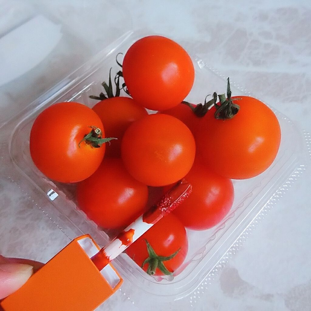 ジューシーリブティント/RICAFROSH/リップティントを使ったクチコミ（3枚目）