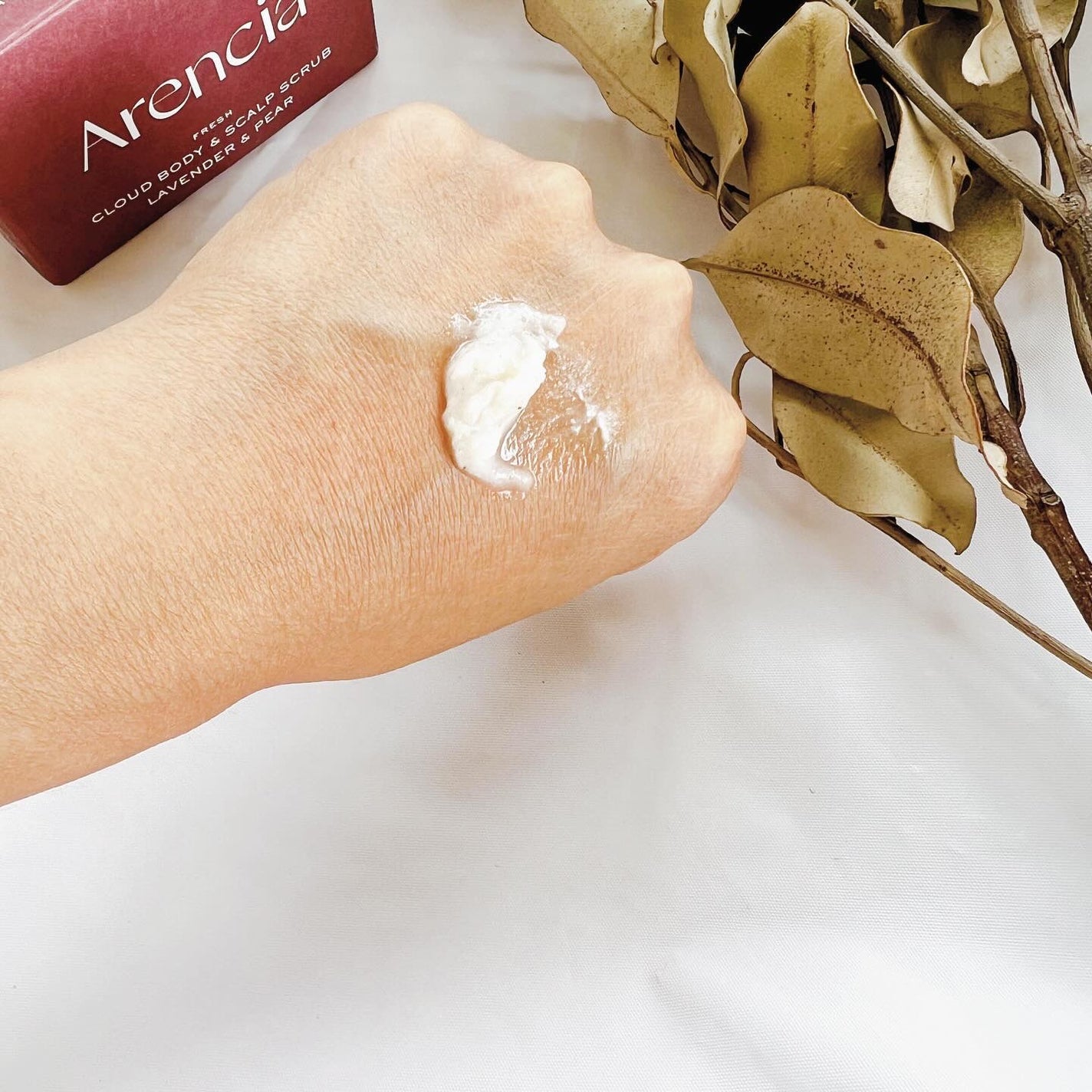 フレッシュクラウドスクラブ ラベンダー&ペア/アレンシア/ボディスクラブを使ったクチコミ(3枚目)