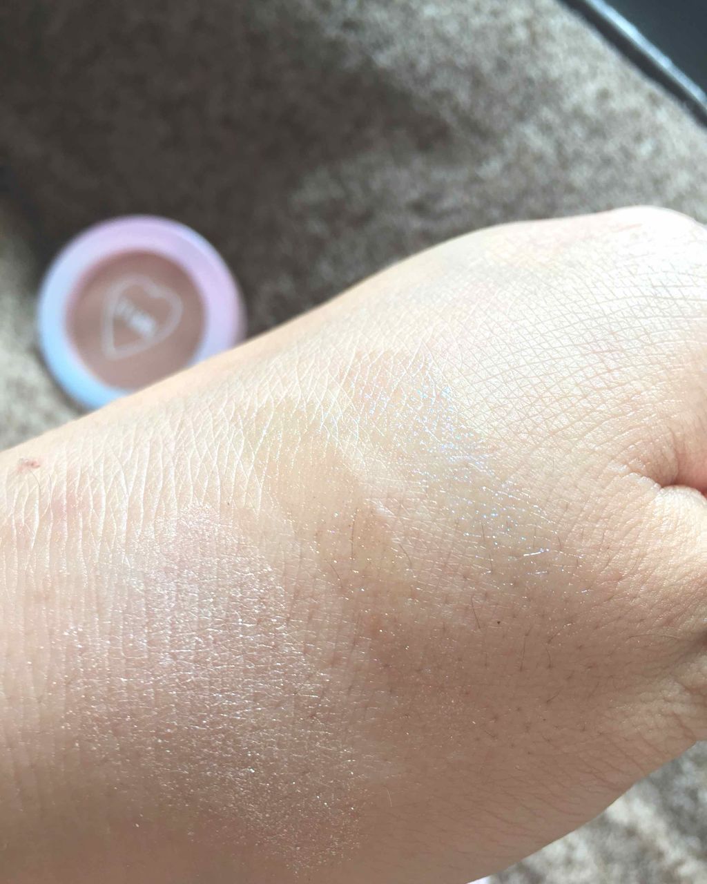 ダイソー×IT GIRL アイシャドウ 猫かぶり/DAISO/単色アイシャドウを使ったクチコミ（2枚目）